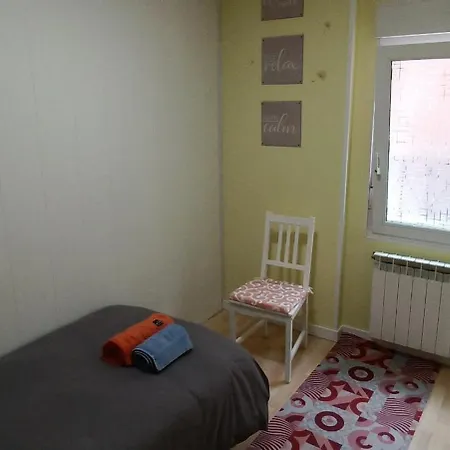 Apartamento De 2 Dormitorios En El Centro De Burgos Junto A La Catedral