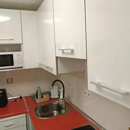 Apartamento De 2 Dormitorios En El Centro De Burgos Junto A La Catedral Apartment